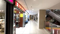 Lucky Plaza (D9), Retail #504614971